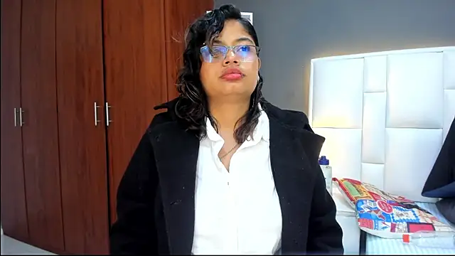 yeral2017 Chat XXX in diretta