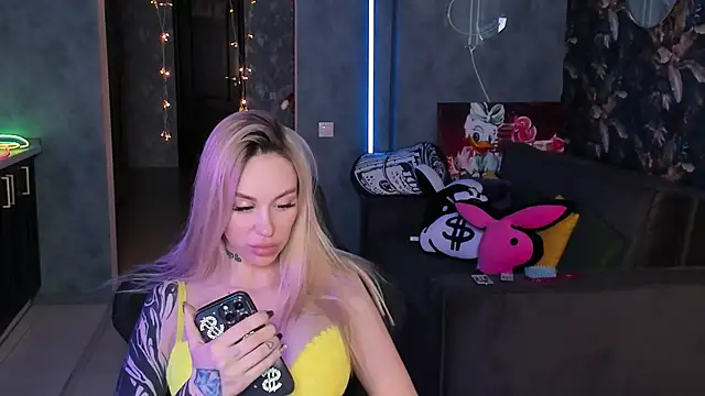 Blckmirrorr: απευθείας συνομιλία ΧΧΧ