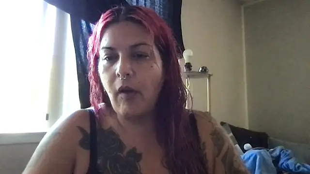 Czat XXX na żywo – ShineyQuinn