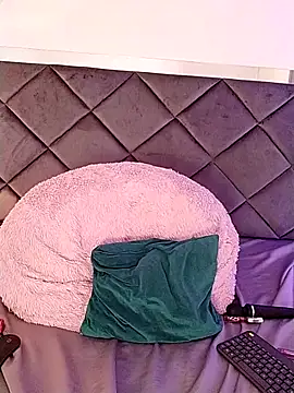 AlmaRios' Live XXX Chat