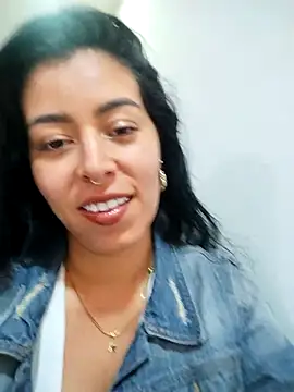 Czat XXX na żywo – Luianna