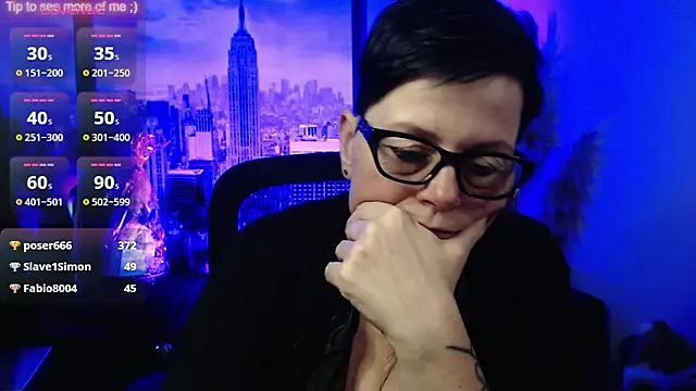 ninarandmann Adlı Modelin Canlı XXX Sohbeti