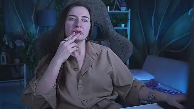 Golden_Dragon Chat XXX live