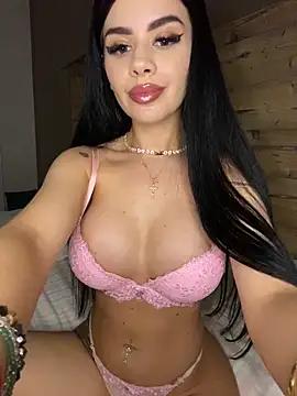 Chat +18 de Ameliablack_1 ao vivo