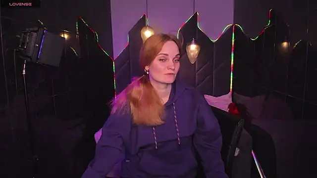 SaraSubtlety 即時 XXX 聊天