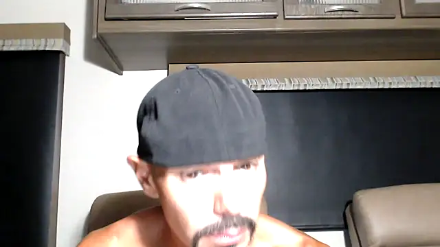 ThickD2C webkamerás műsora