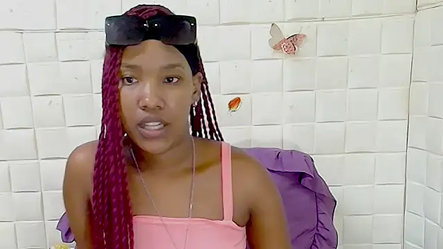 EroticSexyPrada Chat XXX in diretta