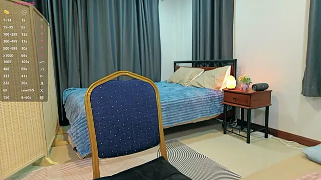 PocketElsa Adlı Modelin Canlı XXX Sohbeti