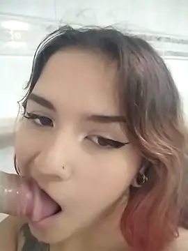 Chat +18 de bella_mush ao vivo