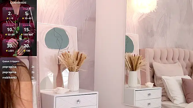 milaleoneli's Live XXX Chat