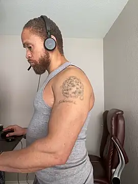 Fathero1time Live XXX-chat