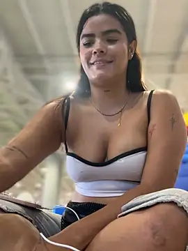 Chat +18 de Kaily_Sweet16 ao vivo