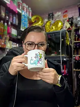 TamySweetness' Live XXX Chat