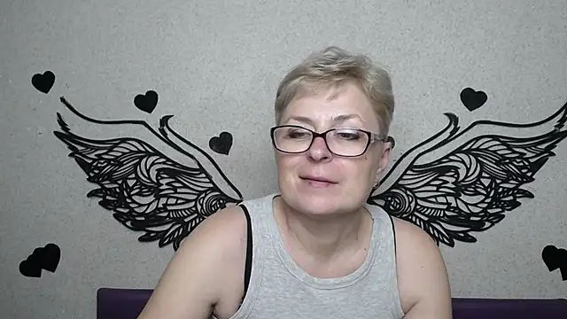 แชท XXX สดของ EmiliaGree