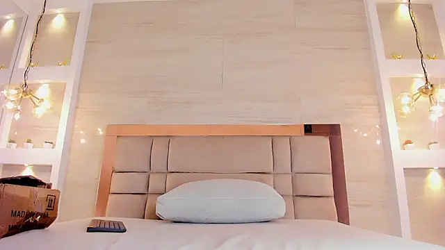 chloe_murray Adlı Modelin Canlı XXX Sohbeti