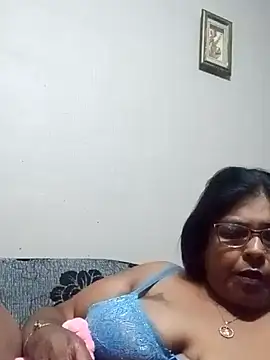 mileesha Chat XXX live