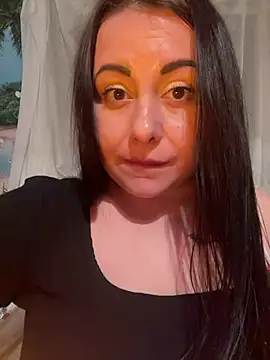 DaisyStreet live XXX chat