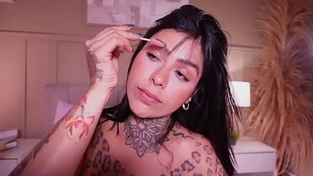 Онлайн чат XXX curvyliciousss