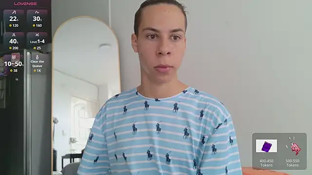 grey___27 élő XXX-chatje