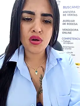 MAYE__13のウェブカメラショー