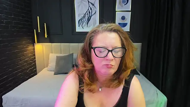 LeaPure's Live XXX Chat