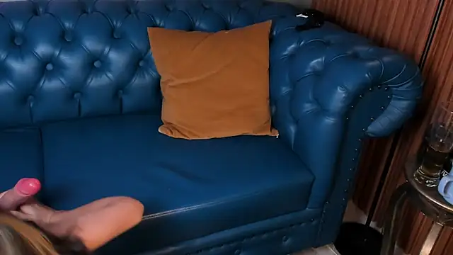 Abby_Saenz01's Live XXX Chat