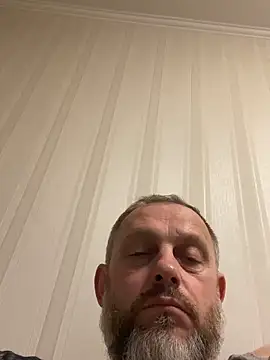 Frosl 即時 XXX 聊天