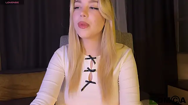 ariashaa's Live XXX Chat