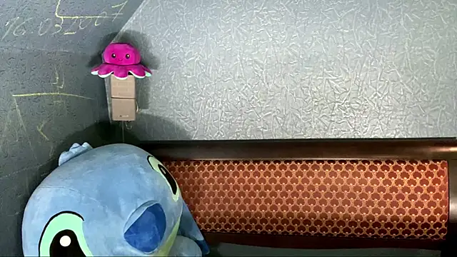 Chat +18 de CarmelaLiebherr ao vivo