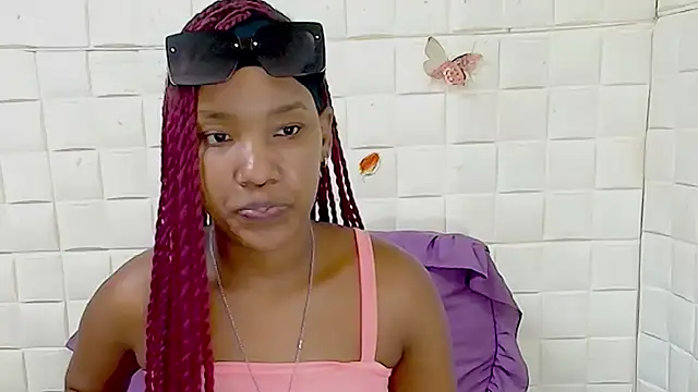 Онлайн чат XXX EroticSexyPrada