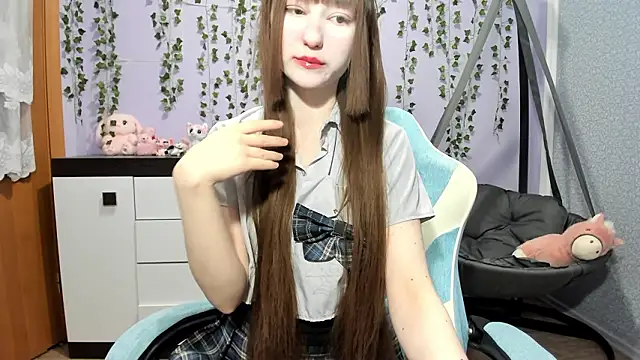 Yoonhee_ki: онлайн-секс-чат