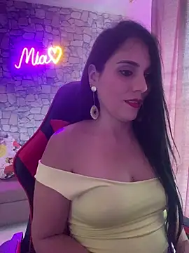 Miaswwe Adlı Modelin Canlı XXX Sohbeti