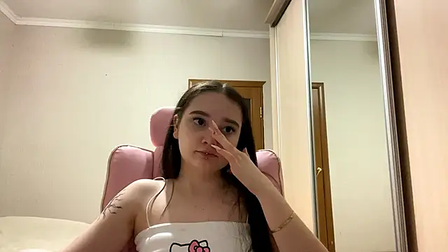 TrulaPhay's Live XXX Chat