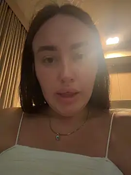 KiraSunshine 라이브 XXX 채팅