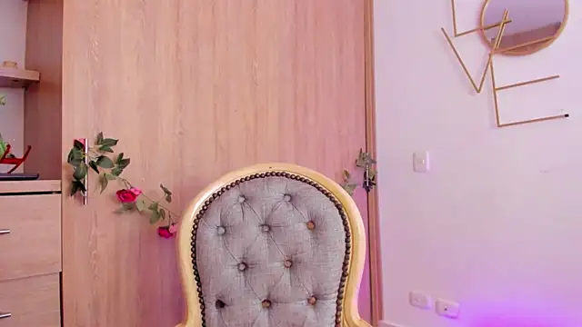 Amatiista's Live XXX Chat