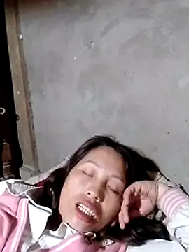 Gummiesu 网络视讯表演