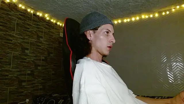 alurba666のライブXXXチャット