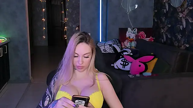 Chatroom XXX en direct de Blckmirrorr