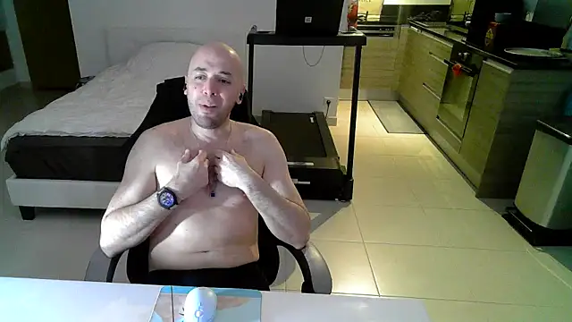 ALi_084 – Kamerová šou