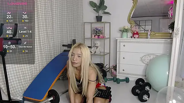 Онлайн чат XXX SarahRaynex