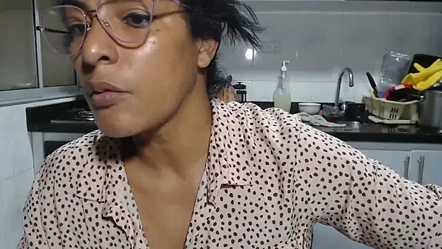 kateleyagrey 网络视讯表演