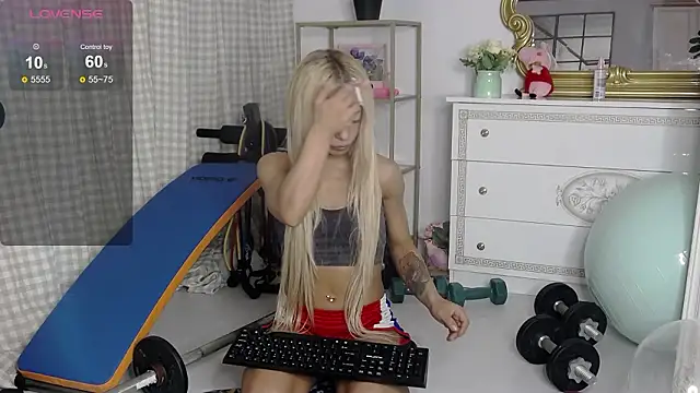 SarahRaynex's Live XXX Chat