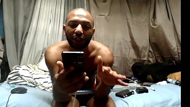 Chatroom XXX en direct de Camodick