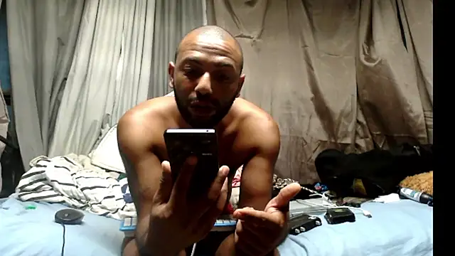 Chat +18 de Camodick ao vivo