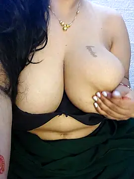 Chatroom XXX en direct de Adiba_2