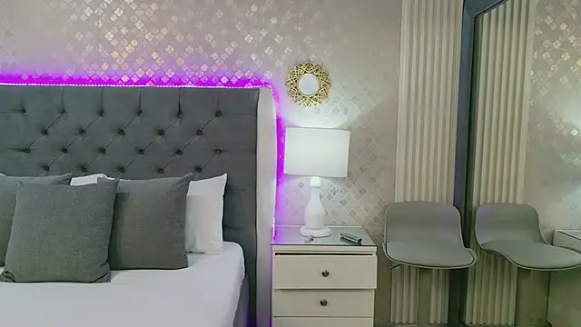 Chatroom XXX en direct de TaniaBlaze