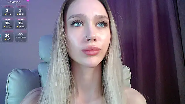 XXX chat uživo modela Des_ch