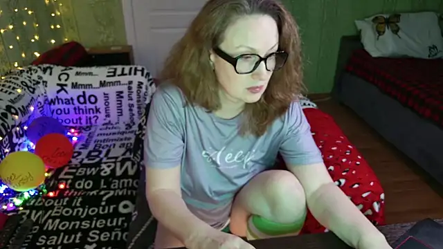 MarleneDietrich's Live XXX Chat