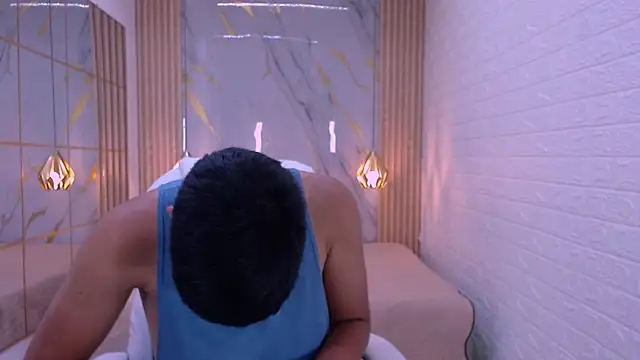 DominantBoy4 Live XXX-Chat