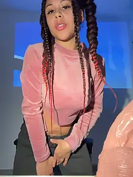 แชท XXX สดของ HaileyDiana